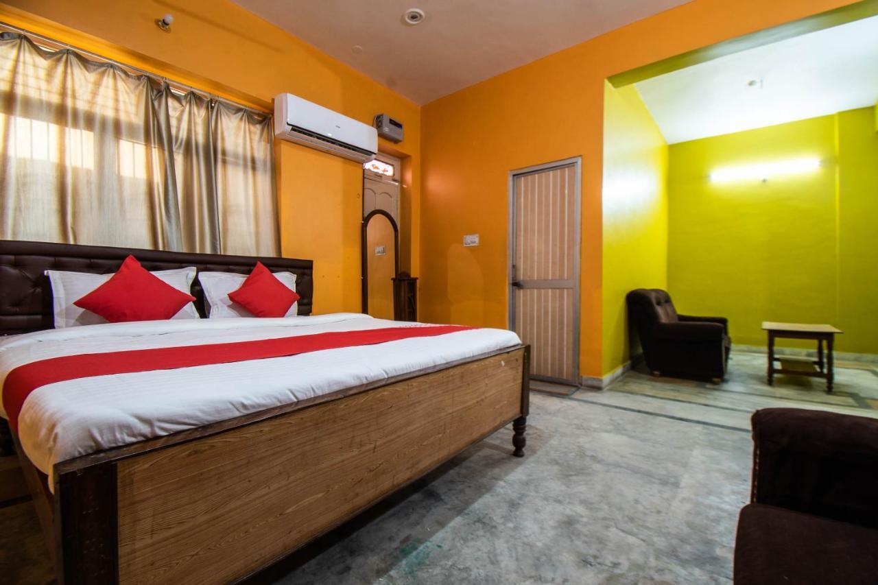 Hôtel Oyo 29792 Piyush Hajipur Extérieur photo