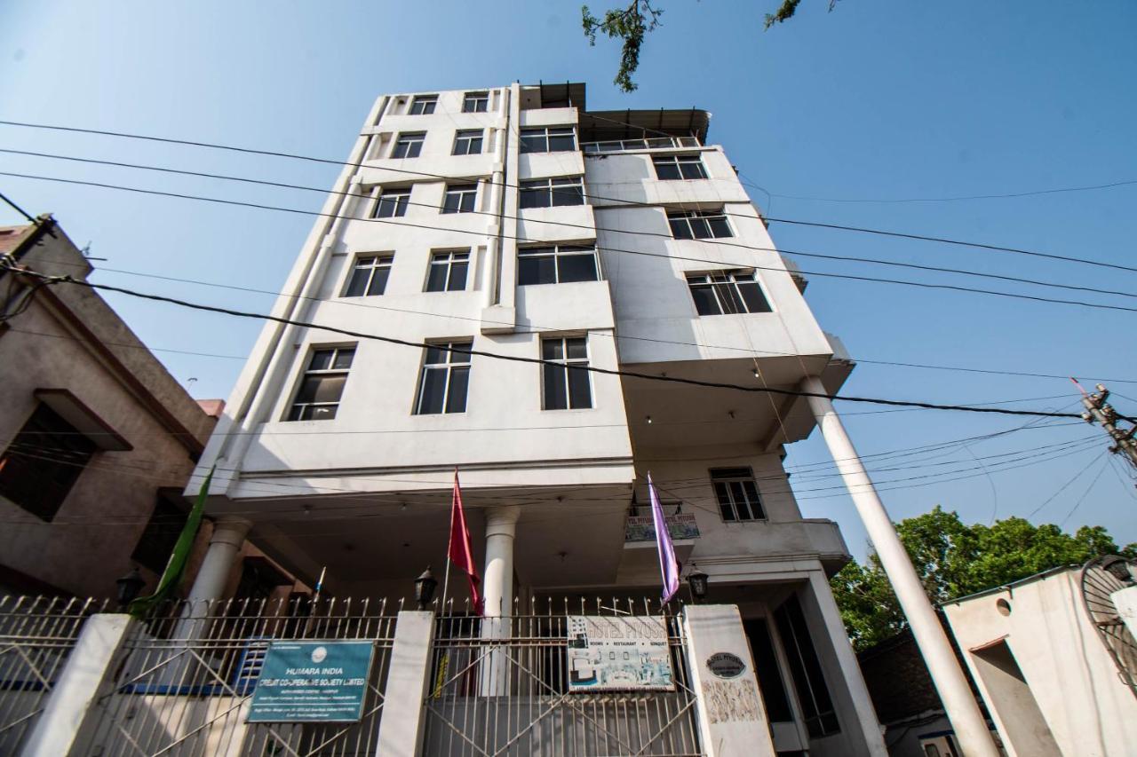 Hôtel Oyo 29792 Piyush Hajipur Extérieur photo